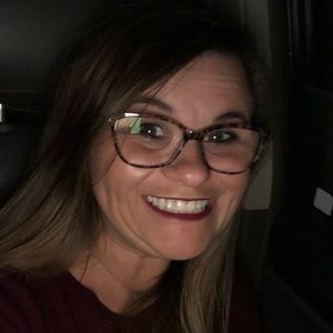 Meet your Posher, Carly
